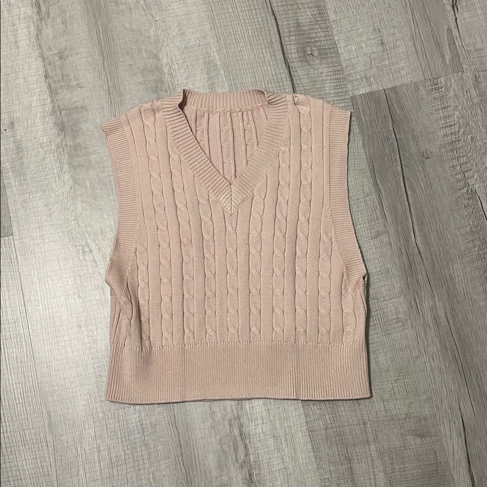 Women’s size small Amazon sweater vest